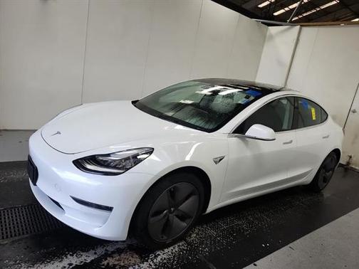2020 Tesla Model 3 Standard Range Plus