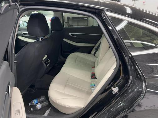 2024 Hyundai SONATA Hybrid Limited