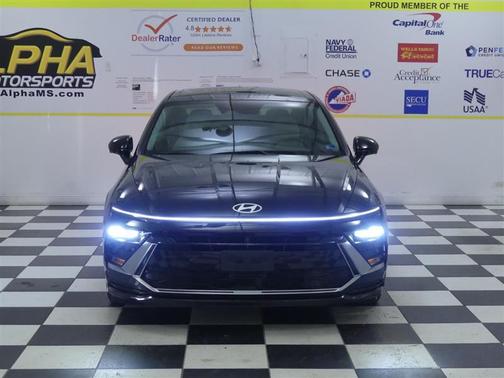 2024 Hyundai SONATA Hybrid Limited