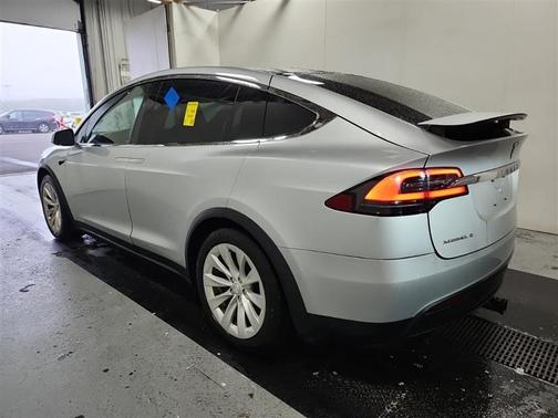 2018 Tesla Model X 75D