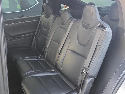 2018 Tesla Model X 75D