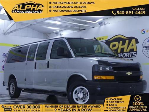 Silver Ice Metallic 2022 Chevrolet Express 3500 RWD 3500 Extended Wheelbase LS
