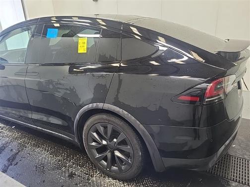 2022 Tesla Model X Dual Motor All-Wheel Drive