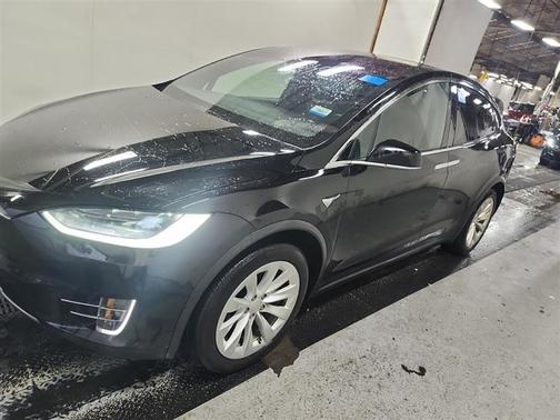 2020 Tesla Model X Long Range Plus Dual Motor All-Wheel Drive
