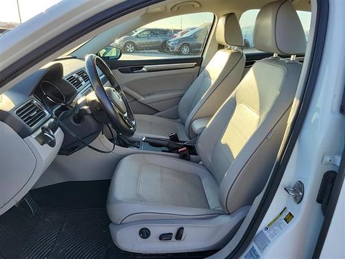 2018 Volkswagen Passat 2.0T S