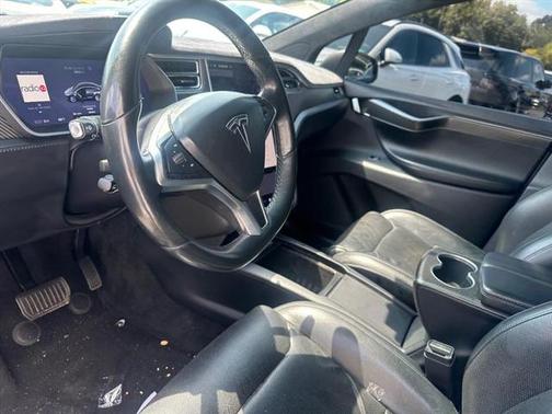 2016 Tesla Model X 90D