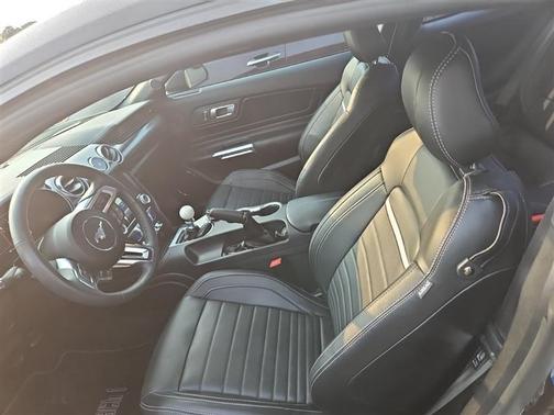 2022 Ford Mustang Mach 1 Fastback