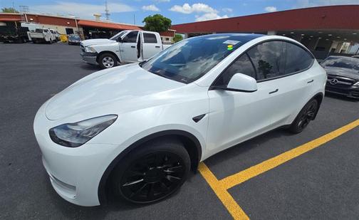 2023 Tesla Model Y Long Range Dual Motor All-Wheel Drive