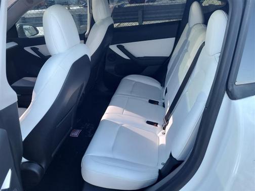 2022 Tesla Model Y Performance Dual Motor All-Wheel Drive