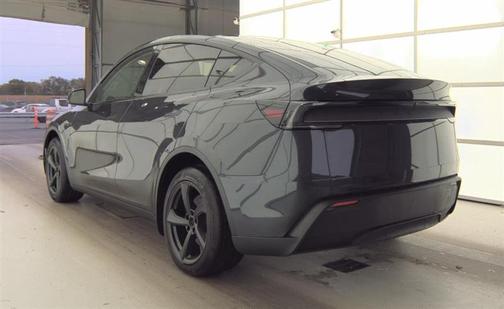 2026 Tesla Model Y Long Range Dual Motor All-Wheel Drive