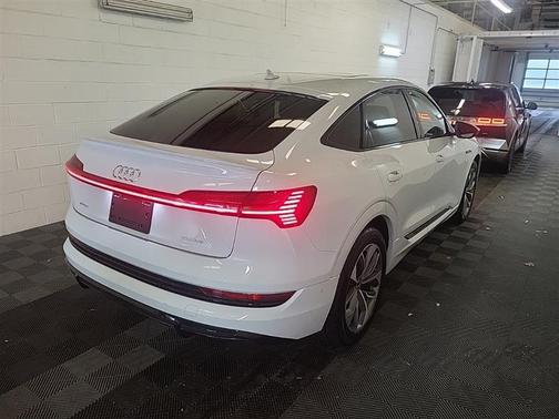 2021 Audi e-tron Sportback Premium Plus