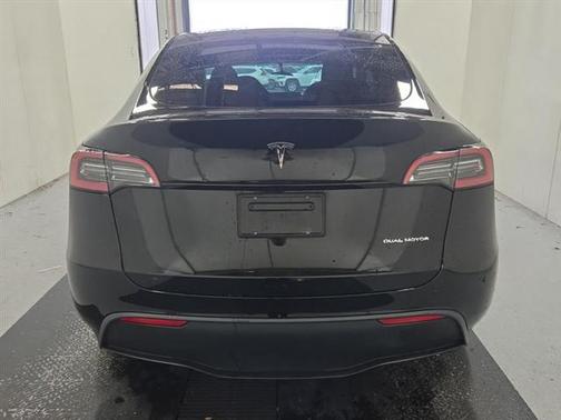 2023 Tesla Model Y Performance Dual Motor All-Wheel Drive