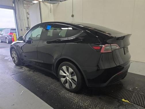 2023 Tesla Model Y Performance Dual Motor All-Wheel Drive