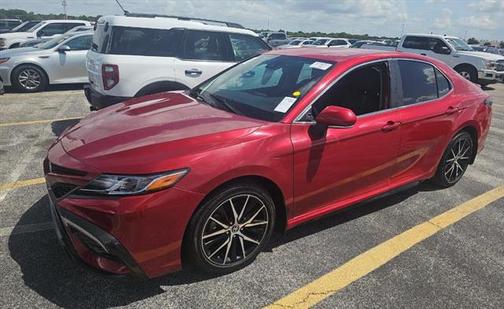 2022 Toyota Camry SE