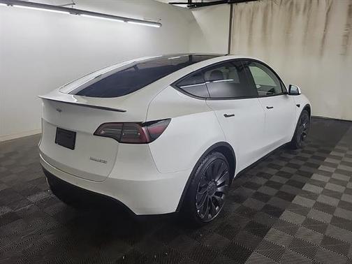 2022 Tesla Model Y Performance Dual Motor All-Wheel Drive