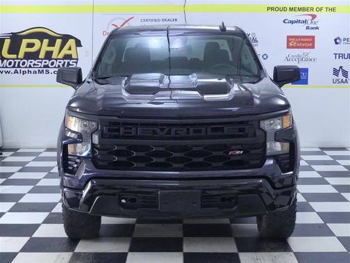 2022 Chevrolet Silverado 1500 Custom Trail Boss