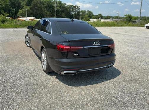 2022 Audi A4 45 S line Premium