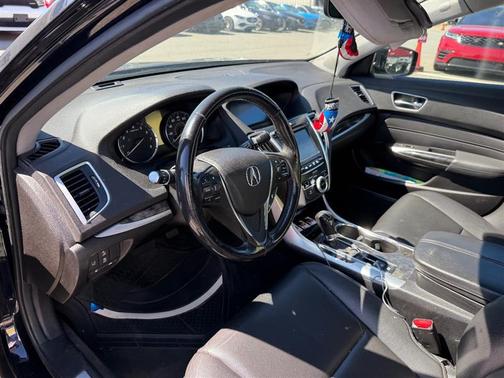 Crystal Black Pearl 2018 Acura TLX Base