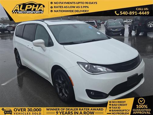 2018 Chrysler Pacifica Touring-L Plus