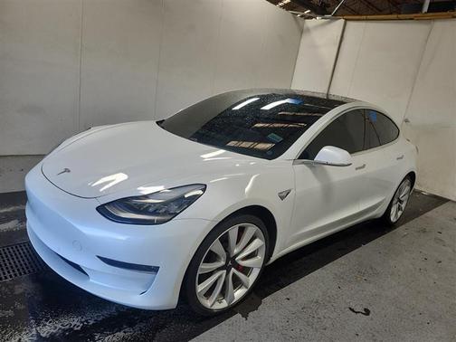 2019 Tesla Model 3 Performance