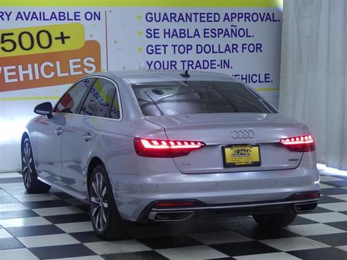 Florett Silver Metallic 2023 Audi A4 40 Premium