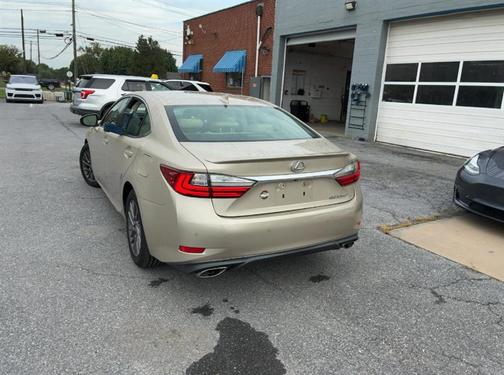 2018 Lexus ES 350 Base