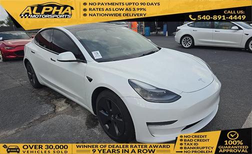 Pearl White Multi-Coat 2023 Tesla Model 3 Standard Range