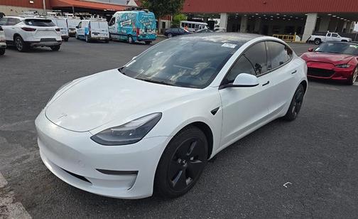 Pearl White Multi-Coat 2023 Tesla Model 3 Standard Range