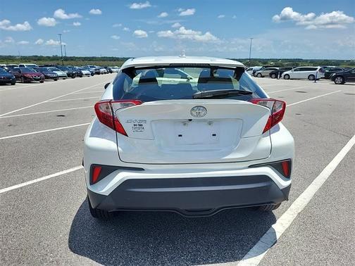 2020 Toyota C-HR XLE