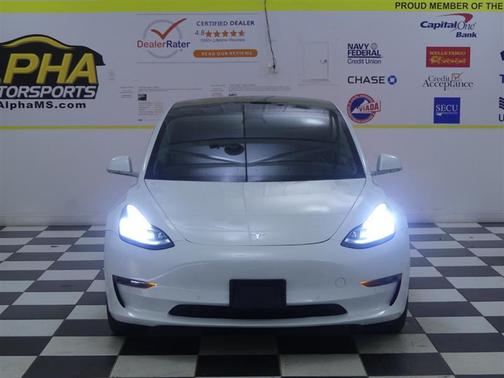 2020 Tesla Model 3 Standard Range