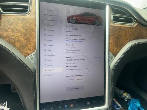 2017 Tesla Model S 90D
