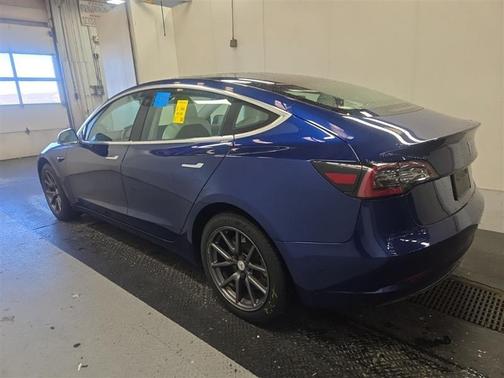 2019 Tesla Model 3 Standard Range Plus