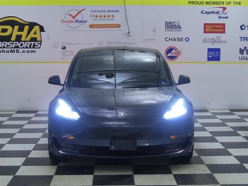 2023 Tesla Model 3 Standard Range