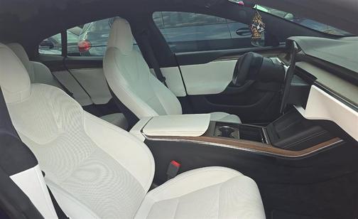 Deep Blue Metallic 2023 Tesla Model S