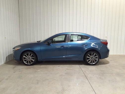 2018 Mazda Mazda3 Touring