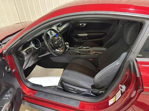 2018 Ford Mustang EcoBoost