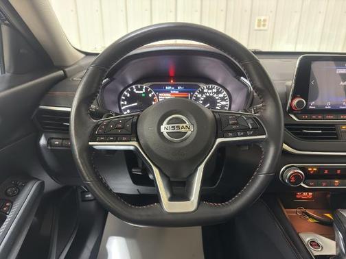 Deep Blue Pearl 2020 Nissan Altima SR Intelligent AWD
