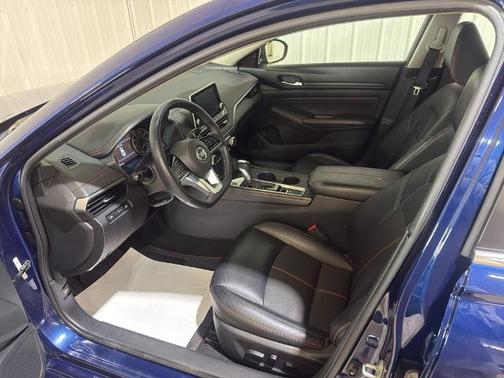 Deep Blue Pearl 2020 Nissan Altima SR Intelligent AWD