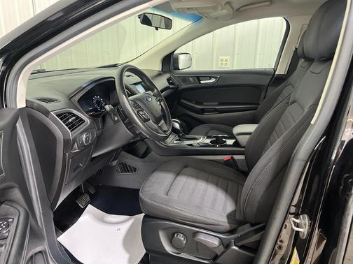 2017 Ford Edge SE