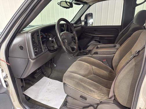 2005 Chevrolet Silverado 2500 LS H/D Crew Cab