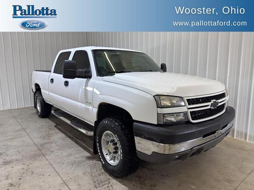 2005 Chevrolet Silverado 2500 LS H/D Crew Cab