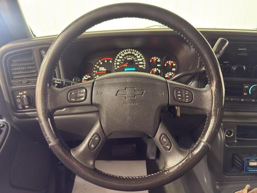 2005 Chevrolet Silverado 2500 LS H/D Crew Cab