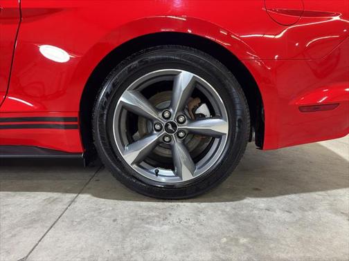 2017 Ford Mustang V6