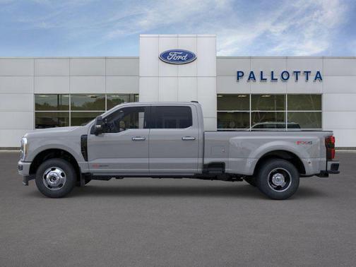 2026 Ford F-350 Platinum