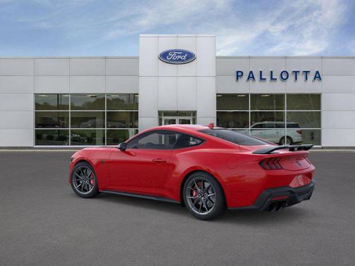 2025 Ford Mustang Dark Horse Fastback