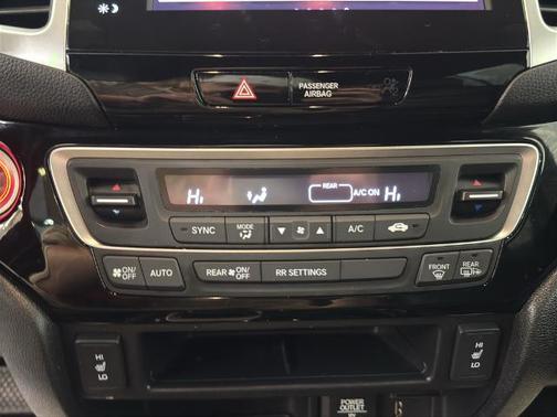Crystal Black Pearl 2017 Honda Ridgeline Black