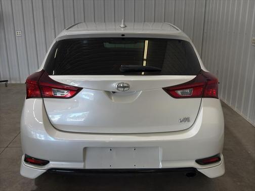 2016 Scion iM Base