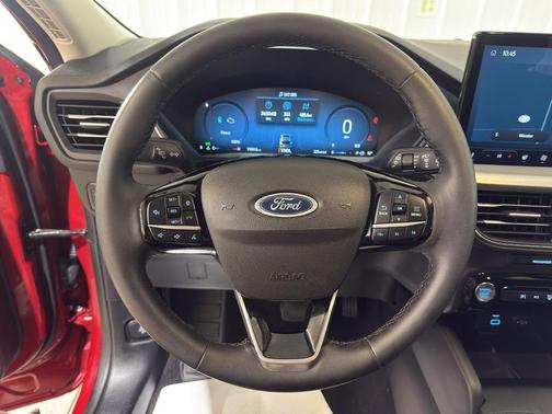 Rapid Red Metallic Tinted Clearcoat 2023 Ford Escape Platinum