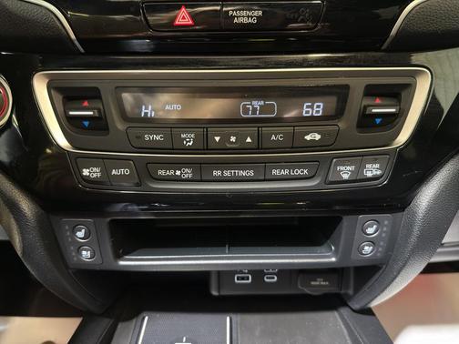 2025 Honda Passport AWD Black