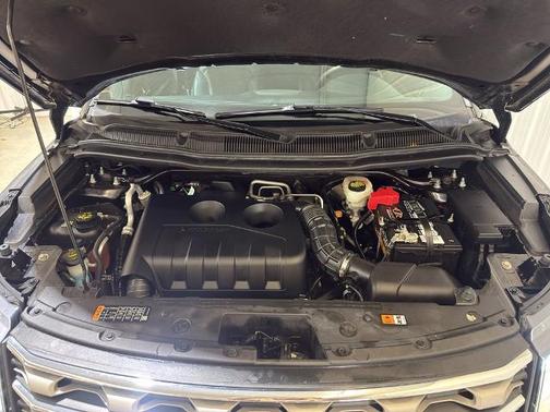 Magnetic Metallic 2017 Ford Explorer XLT